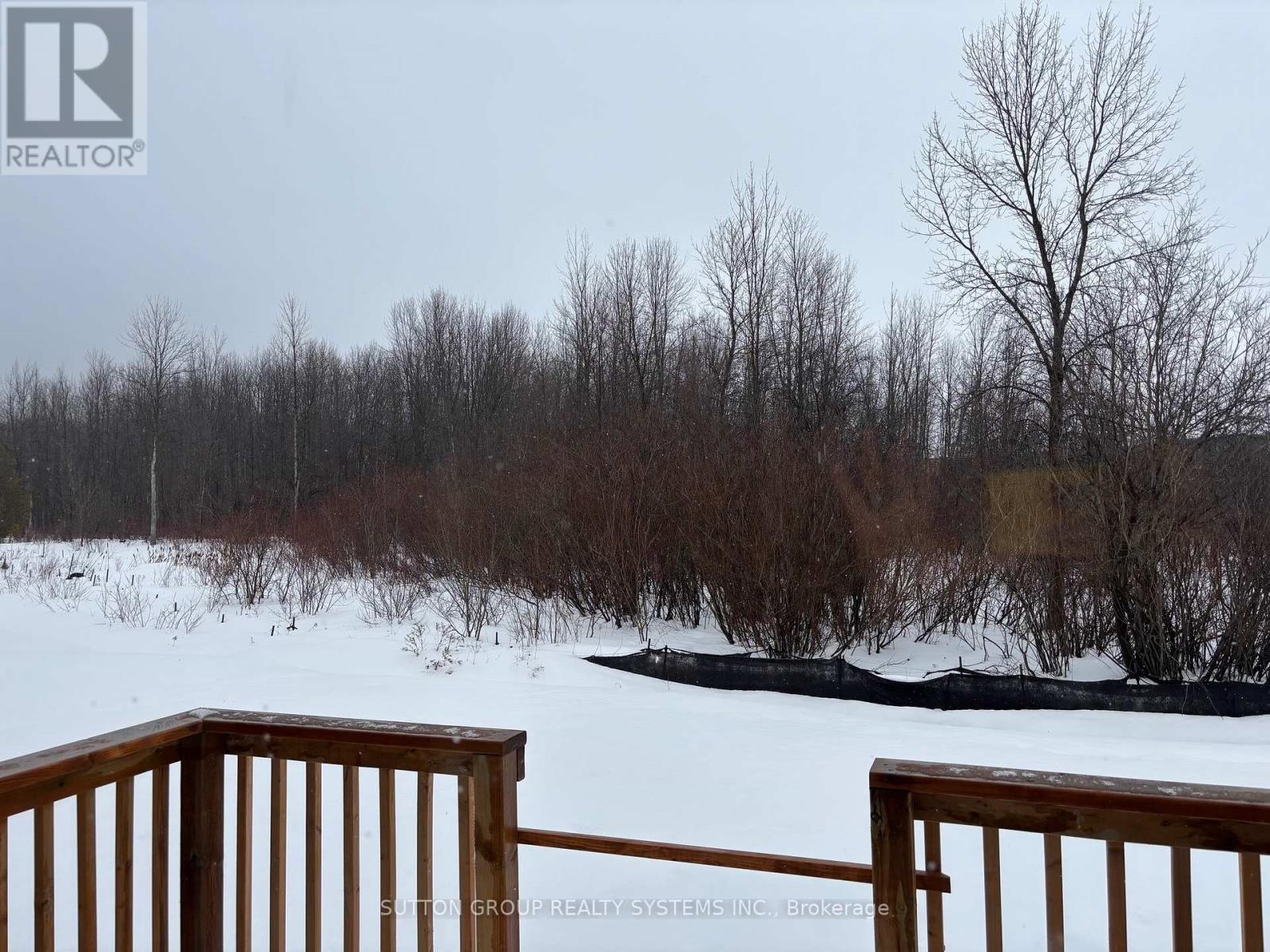 30 Rosanne Circle, Wasaga Beach, Ontario  L9Z 0N3 - Photo 3 - S13027772