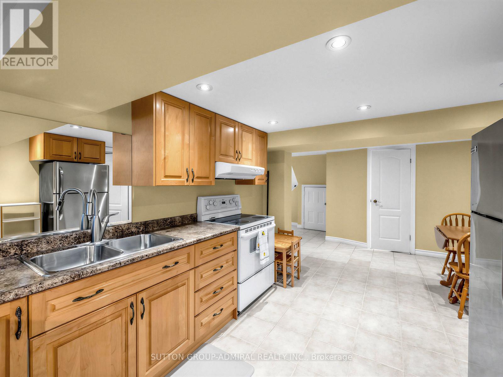 24 Billingham Road, Toronto, Ontario  M9B 3X1 - Photo 28 - W13027768