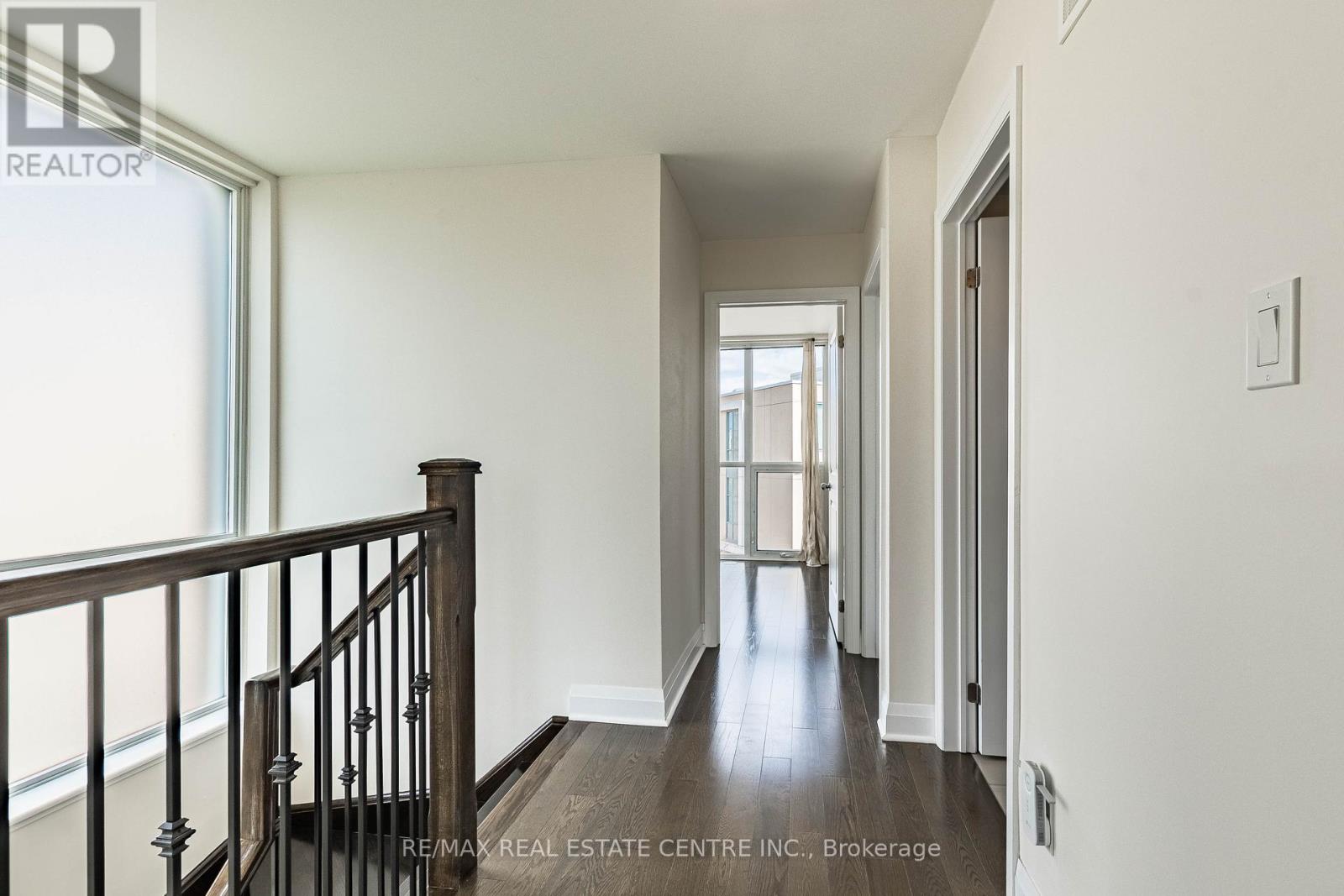 1 - 120 Little Creek Road, Mississauga, Ontario  L5R 0E9 - Photo 3 - W13027792