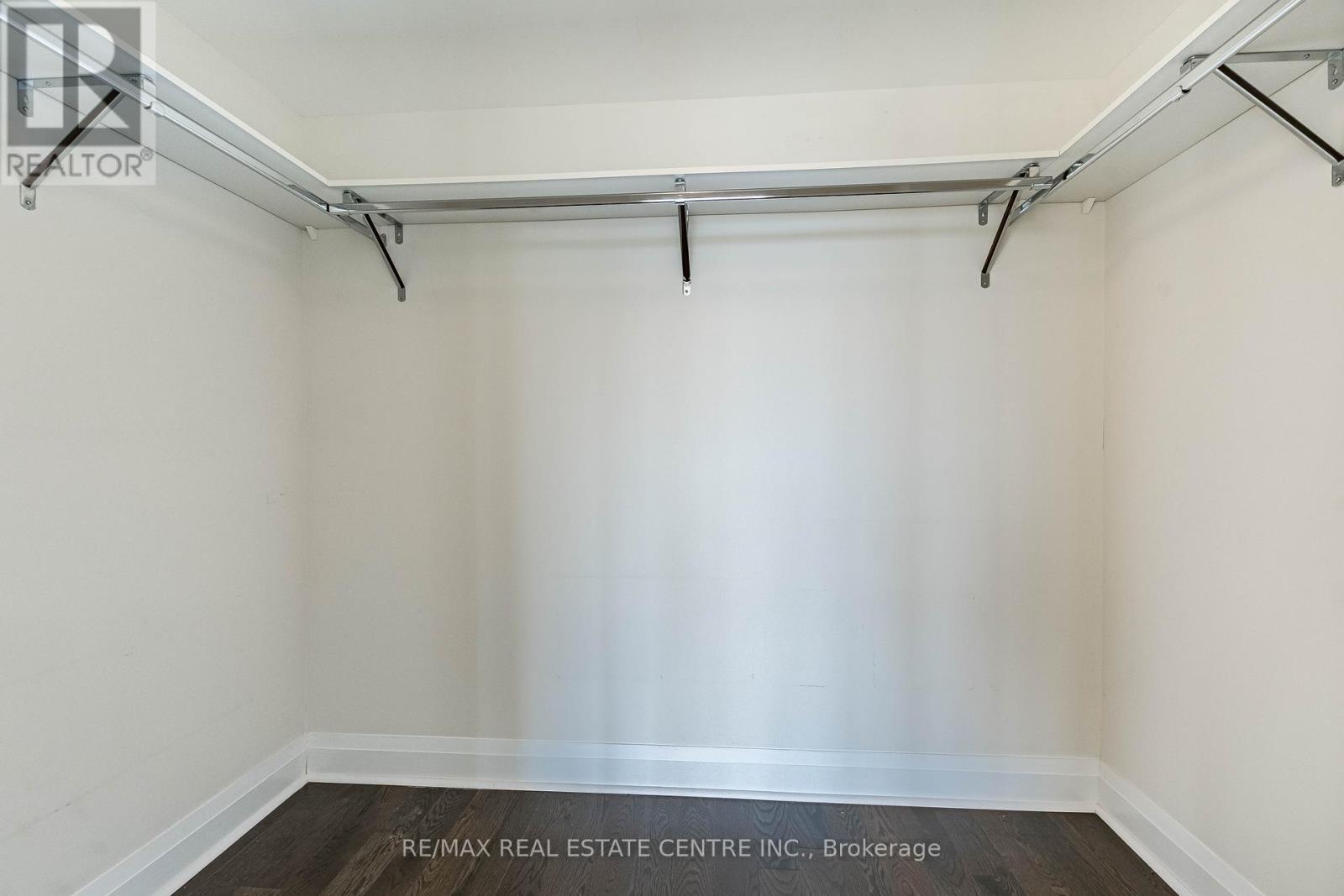 1 - 120 Little Creek Road, Mississauga, Ontario  L5R 0E9 - Photo 5 - W13027792