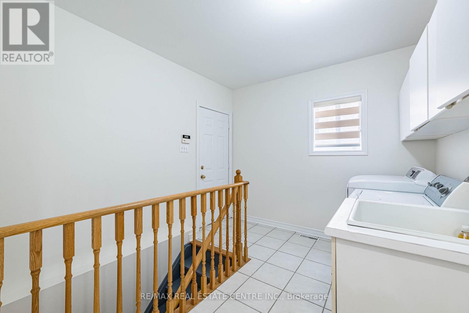 3469 Old Orchard Park Drive, Mississauga (Fairview), Ontario  L5B 4E1 - Photo 29 - W13027804