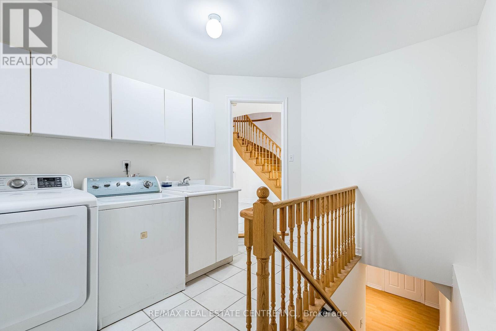 3469 Old Orchard Park Drive, Mississauga (Fairview), Ontario  L5B 4E1 - Photo 30 - W13027804