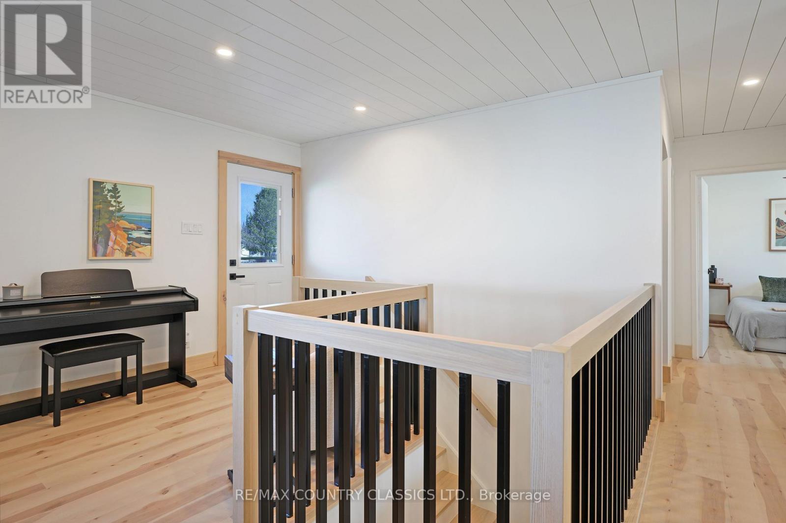 31 Sprucedale Street, Highlands East, Ontario  K0L 1M0 - Photo 28 - X13022978