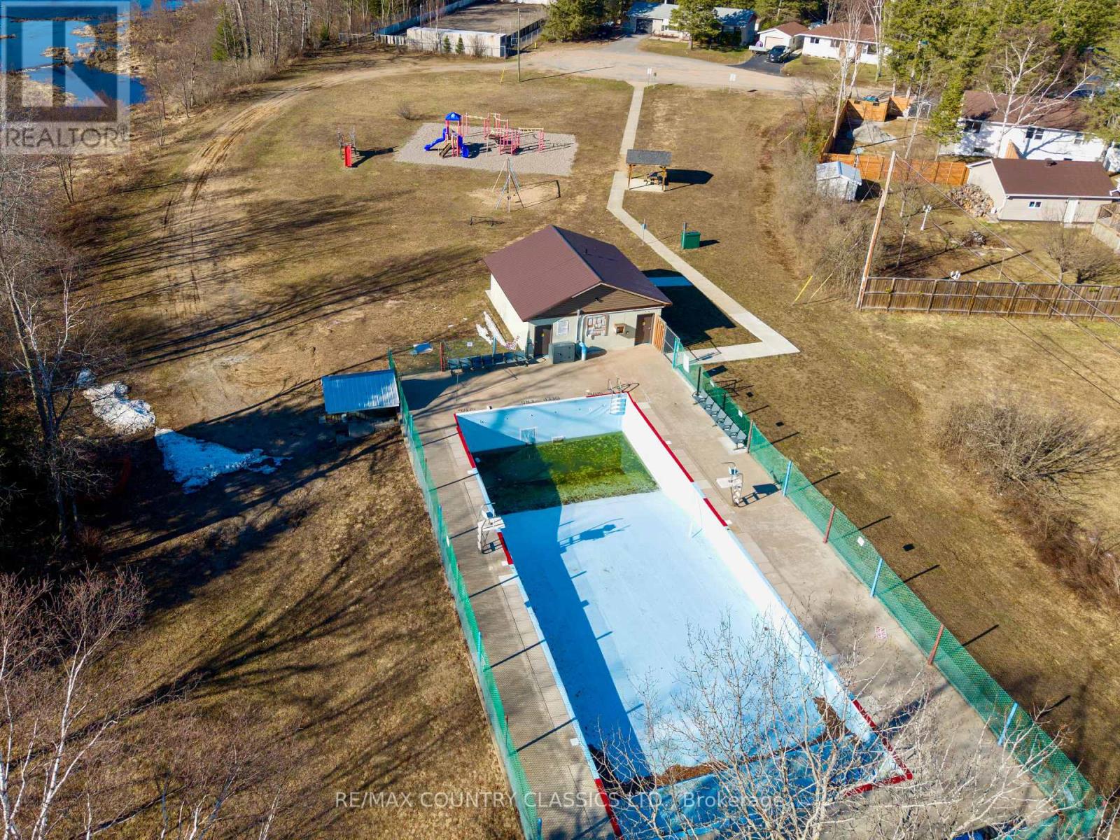 31 Sprucedale Street, Highlands East, Ontario  K0L 1M0 - Photo 36 - X13022978