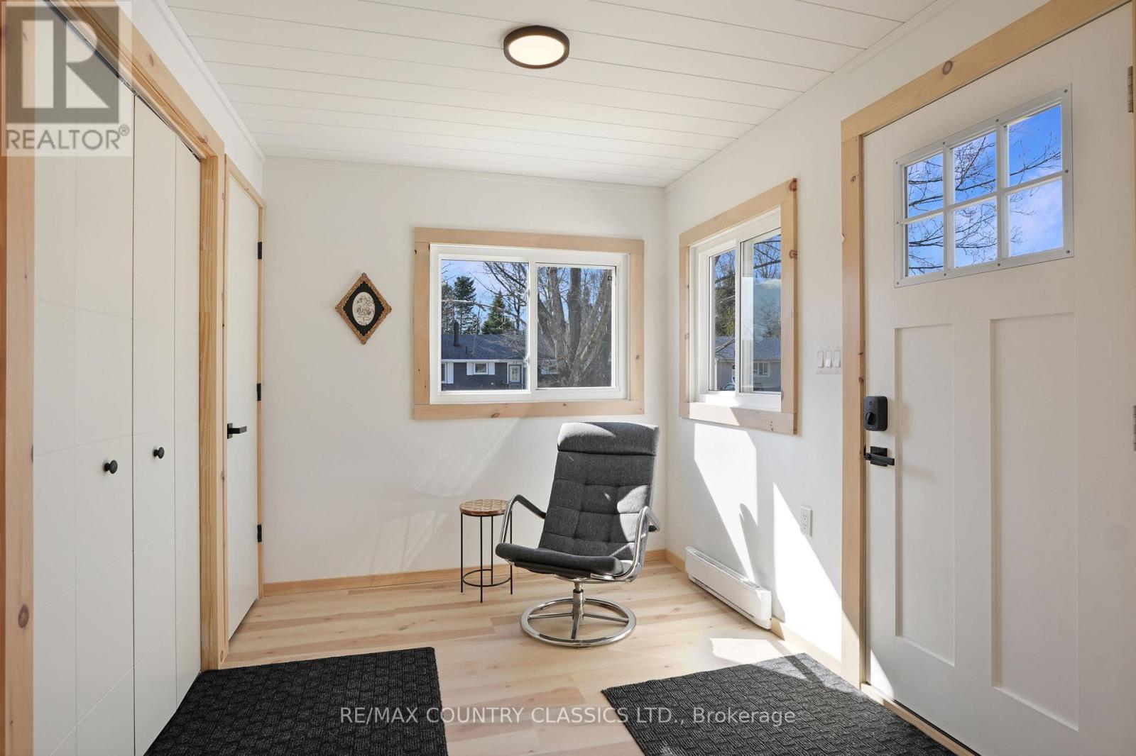 31 Sprucedale Street, Highlands East, Ontario  K0L 1M0 - Photo 7 - X13022978