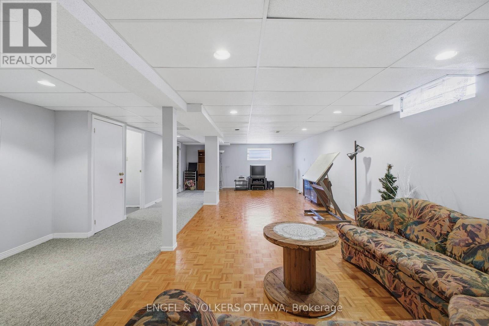 3 Balding Crescent, Ottawa, Ontario  K2K 2L4 - Photo 25 - X12980156