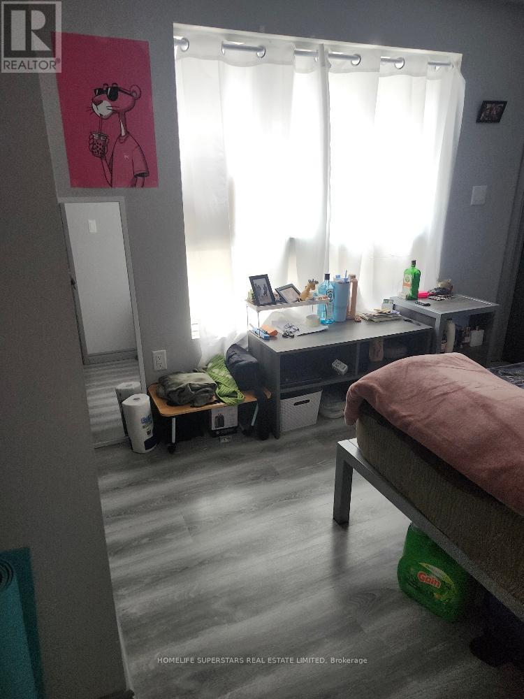 H 207 - 275 Larch Street, Waterloo, Ontario  N2L 3R2 - Photo 11 - X13027786