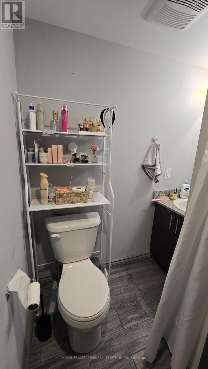 H 207 - 275 Larch Street, Waterloo, Ontario  N2L 3R2 - Photo 15 - X13027786