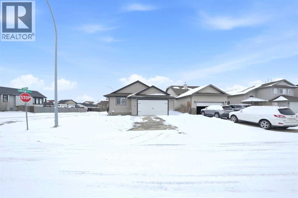 15 Logan Court, Sylvan Lake, Alberta  T4S 2P4 - Photo 32 - A2300325