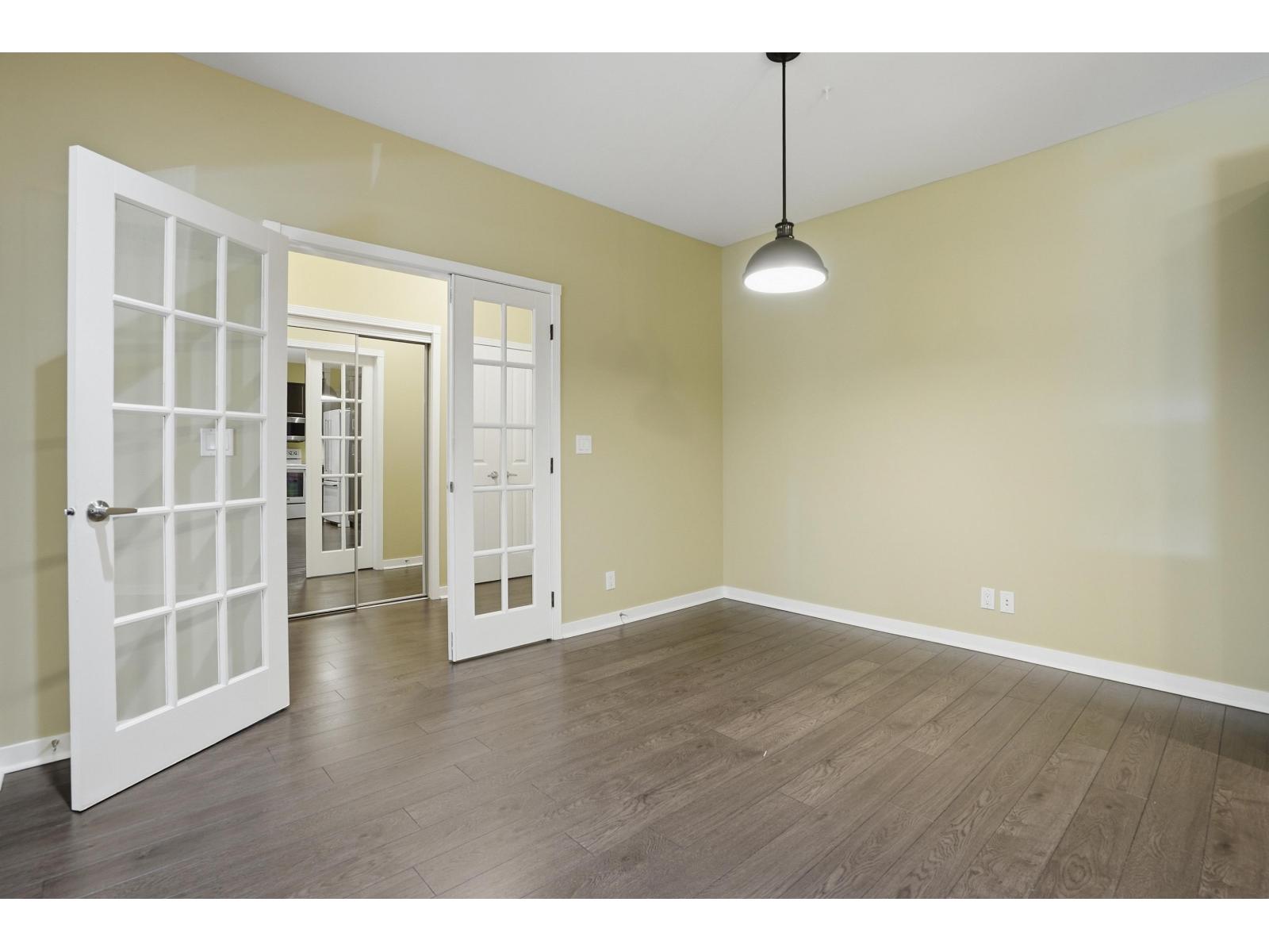 202 33485 South Fraser Way, Abbotsford, British Columbia  V2S 8P9 - Photo 7 - R3113943