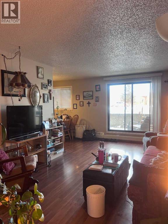 101, 49 Bennett Street, Red Deer, Alberta  T4R 1V4 - Photo 4 - A2303108