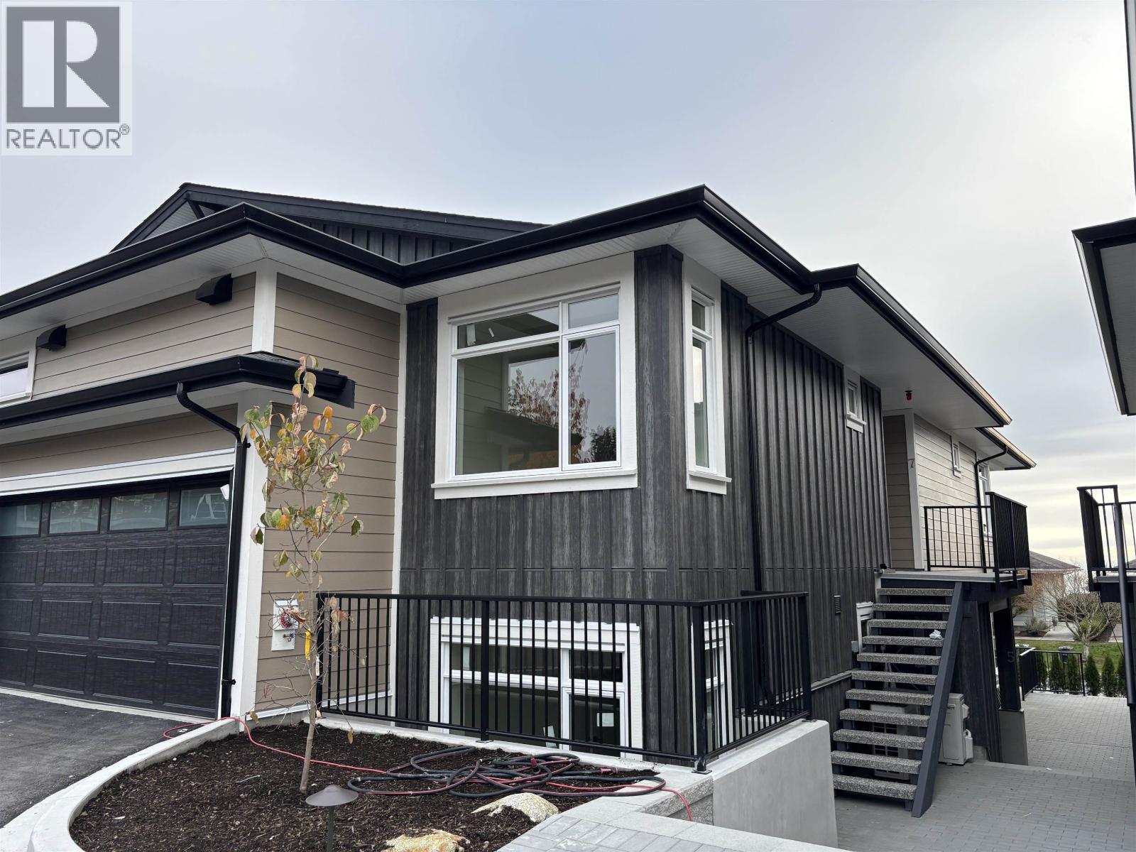 7 5522 Mccourt Road, Sechelt, British Columbia  V0N 3A7 - Photo 3 - R3112455