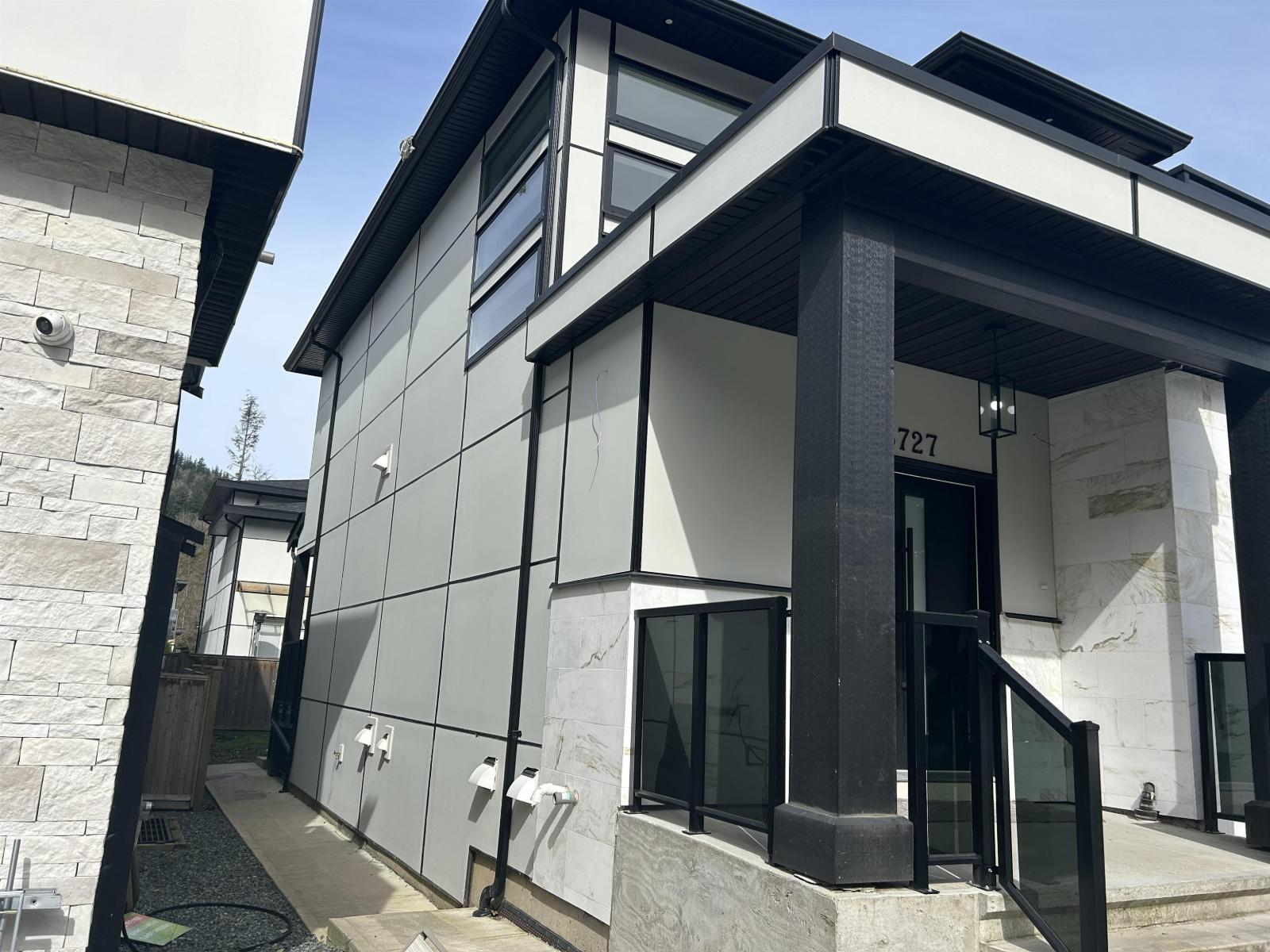 36727 Dianne Brook Avenue, Abbotsford, British Columbia  V3G 0H4 - Photo 3 - R3113965