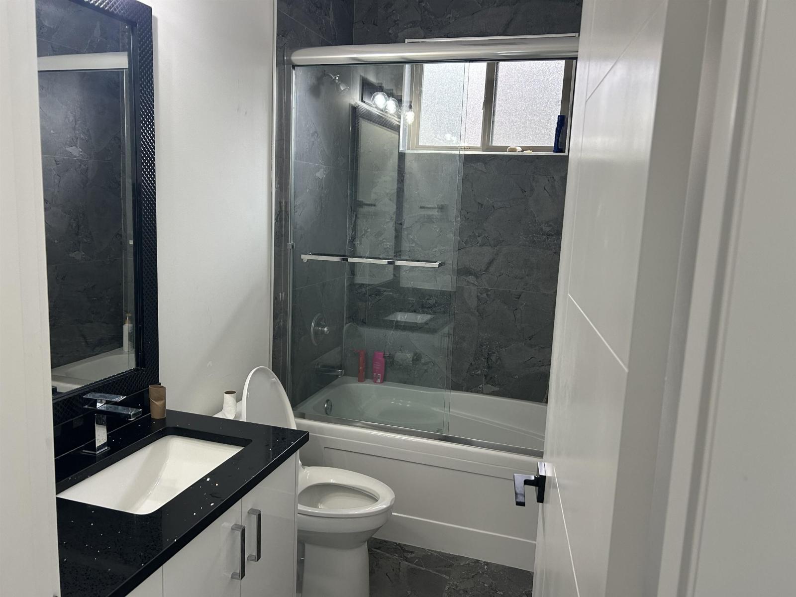 36727 Dianne Brook Avenue, Abbotsford, British Columbia  V3G 0H4 - Photo 15 - R3113965