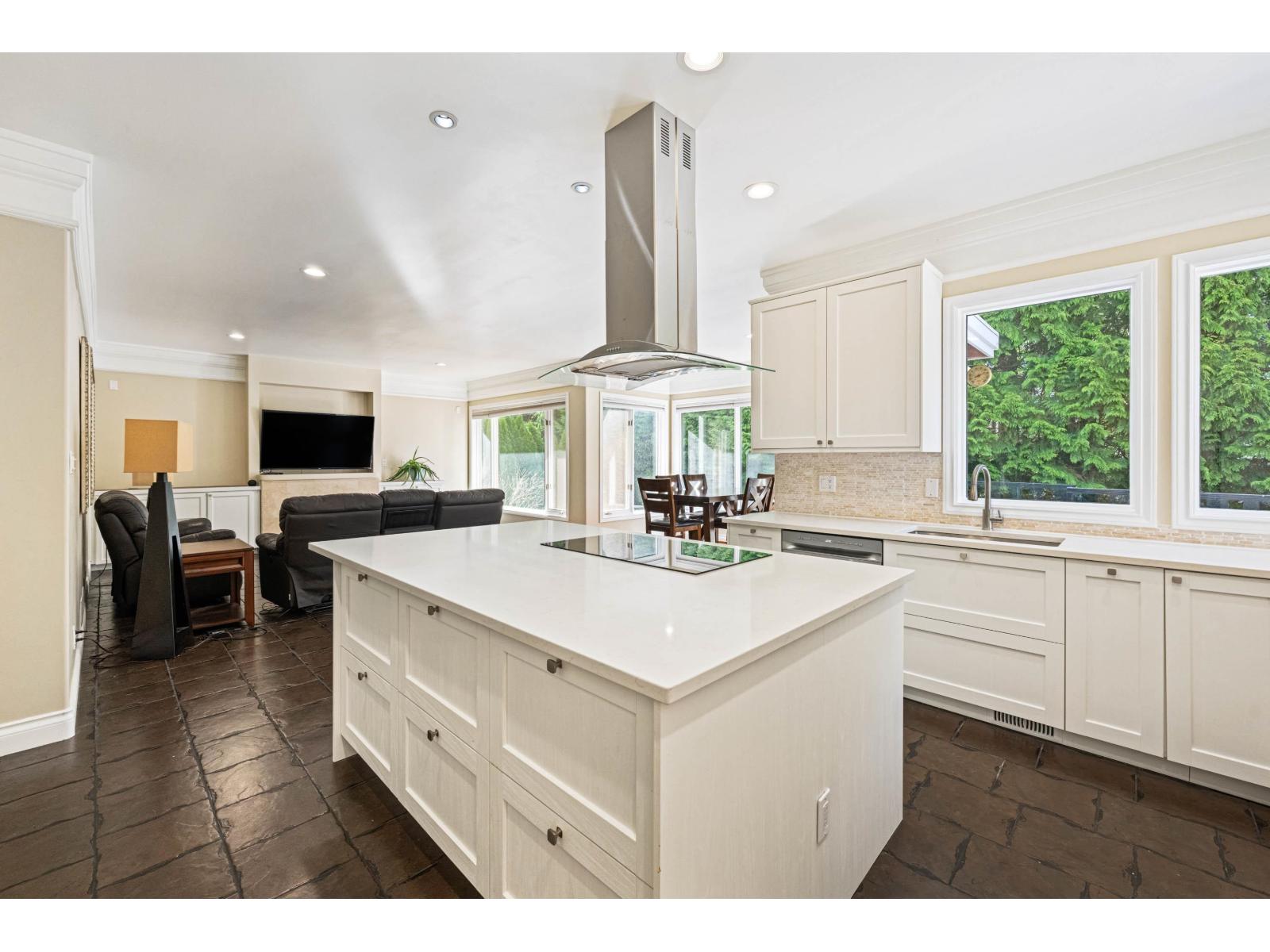 8891 164 Street, Surrey, British Columbia  V4N 1A1 - Photo 4 - R3114199