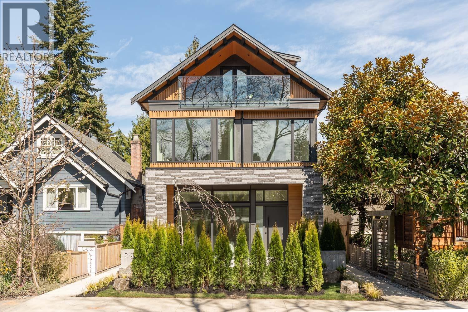 1 3617 W 12th Avenue, Vancouver, British Columbia  V6R 2N5 - Photo 2 - R3112587