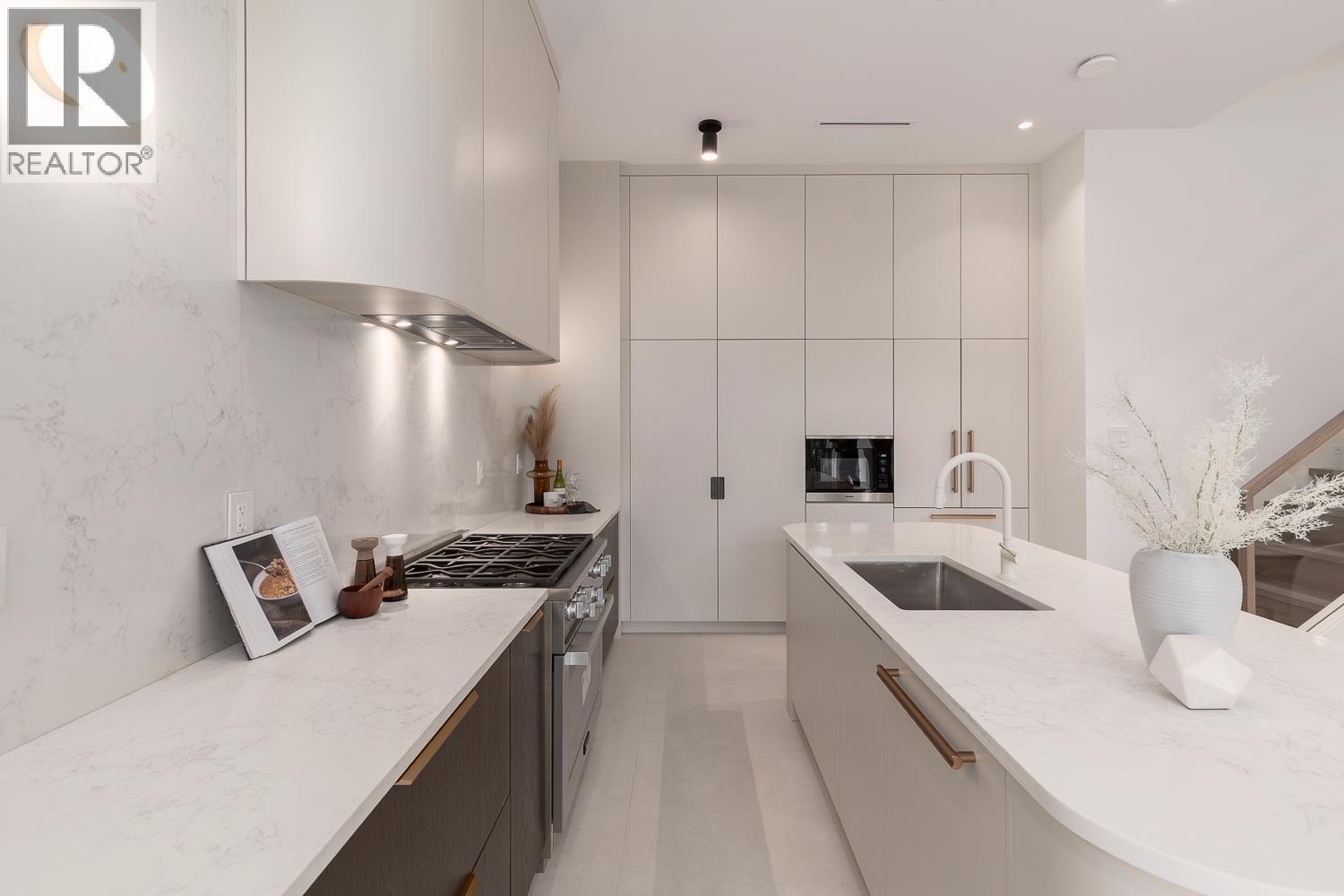 1 3617 W 12th Avenue, Vancouver, British Columbia  V6R 2N5 - Photo 8 - R3112587