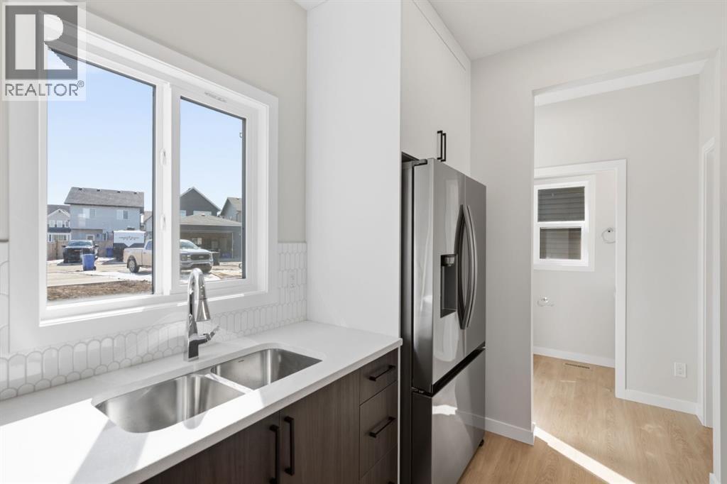 341, Ellen Park Way, Crossfield, Alberta  T0M 0S0 - Photo 18 - A2295058