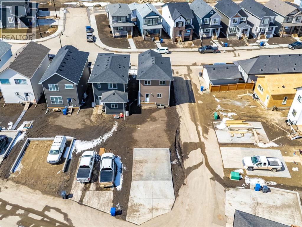 341, Ellen Park Way, Crossfield, Alberta  T0M 0S0 - Photo 7 - A2295058