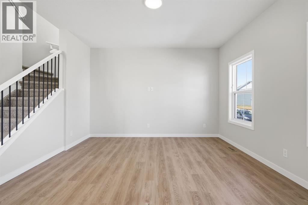 341, Ellen Park Way, Crossfield, Alberta  T0M 0S0 - Photo 12 - A2295058