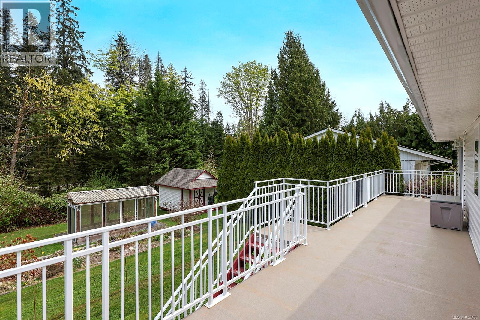 4240 Briardale Rd, Courtenay, British Columbia  V9N 9R6 - Photo 17 - 1032788