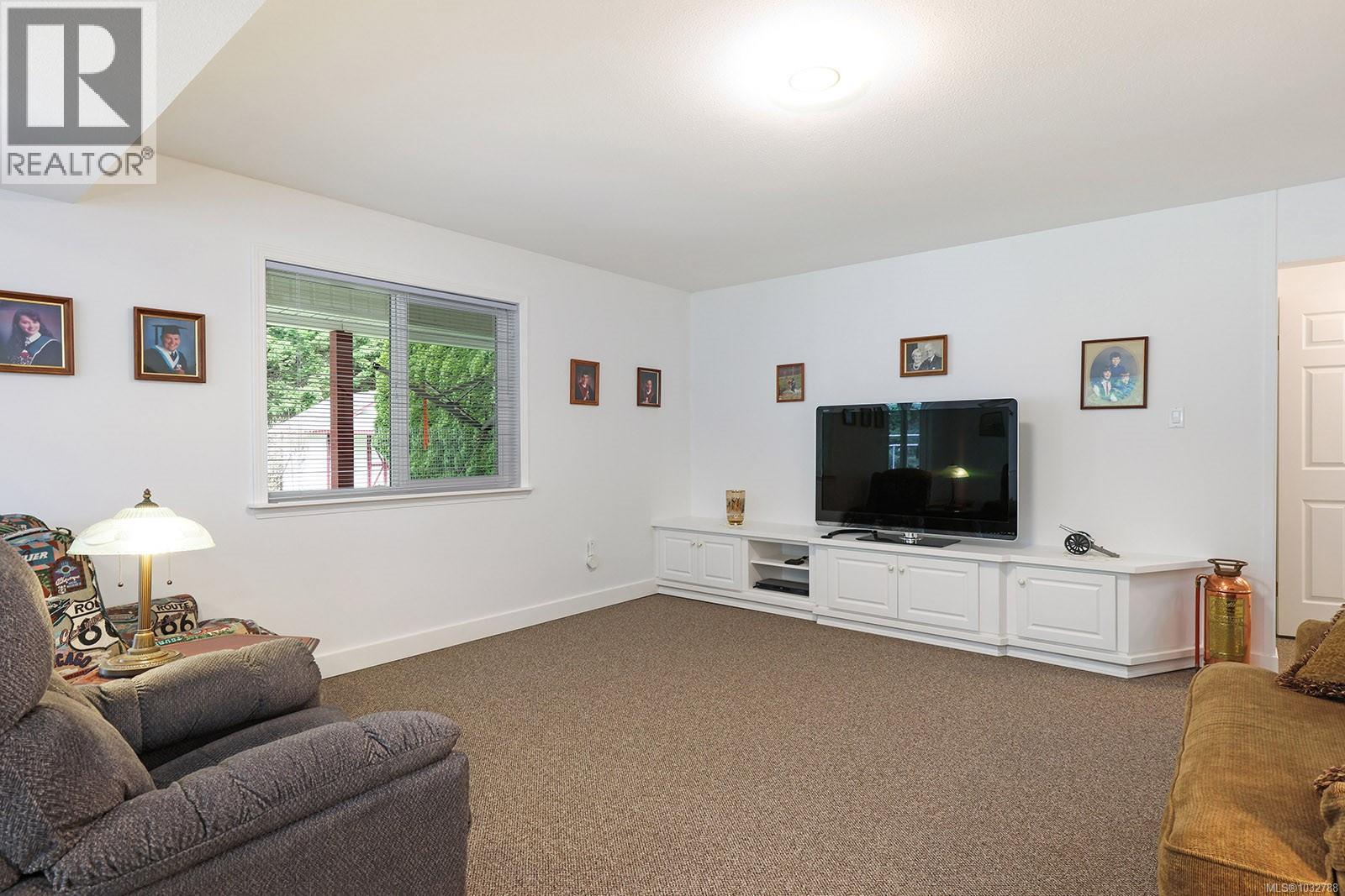 4240 Briardale Rd, Courtenay, British Columbia  V9N 9R6 - Photo 27 - 1032788