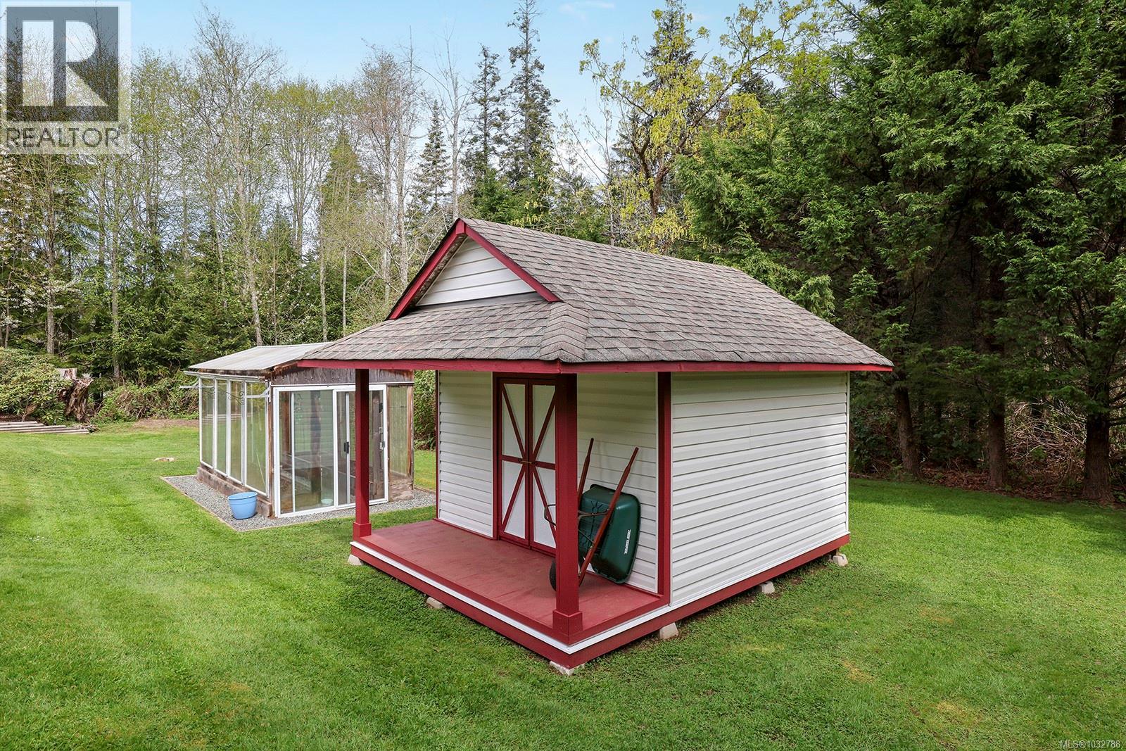 4240 Briardale Rd, Courtenay, British Columbia  V9N 9R6 - Photo 40 - 1032788