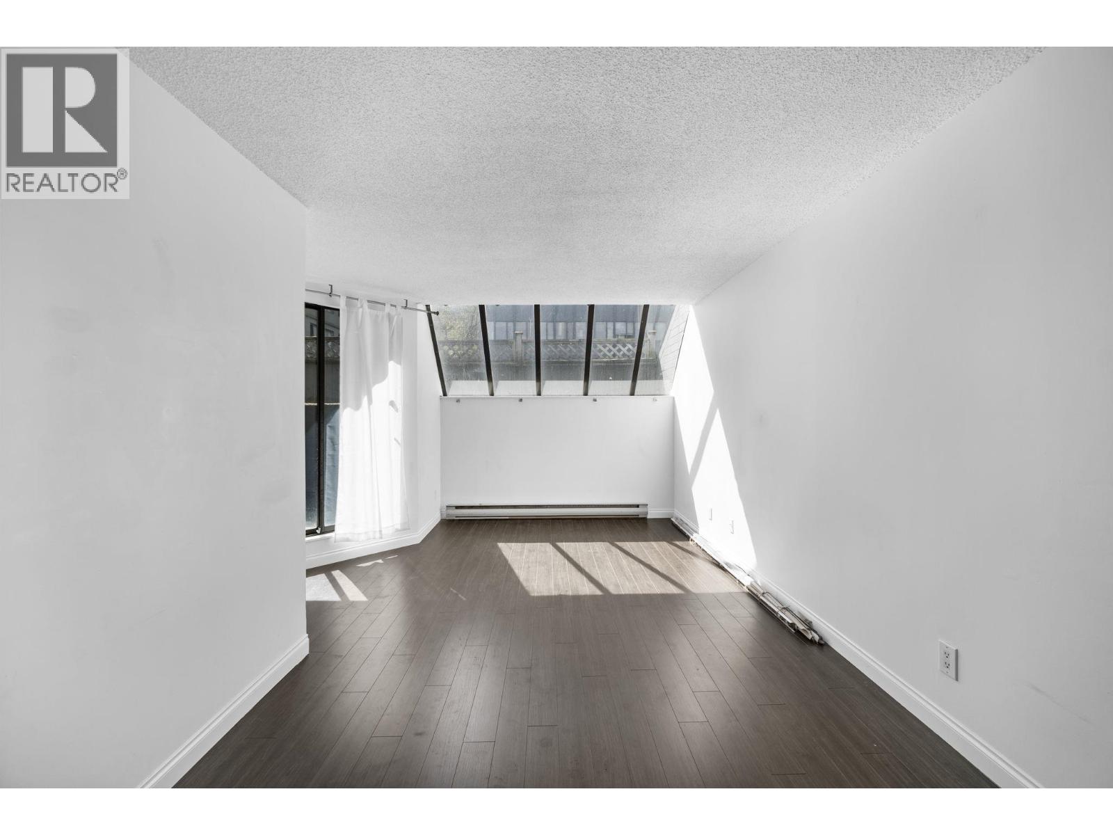 207 1270 Robson Street Street, Vancouver, British Columbia  V6E 1C1 - Photo 4 - R3113344