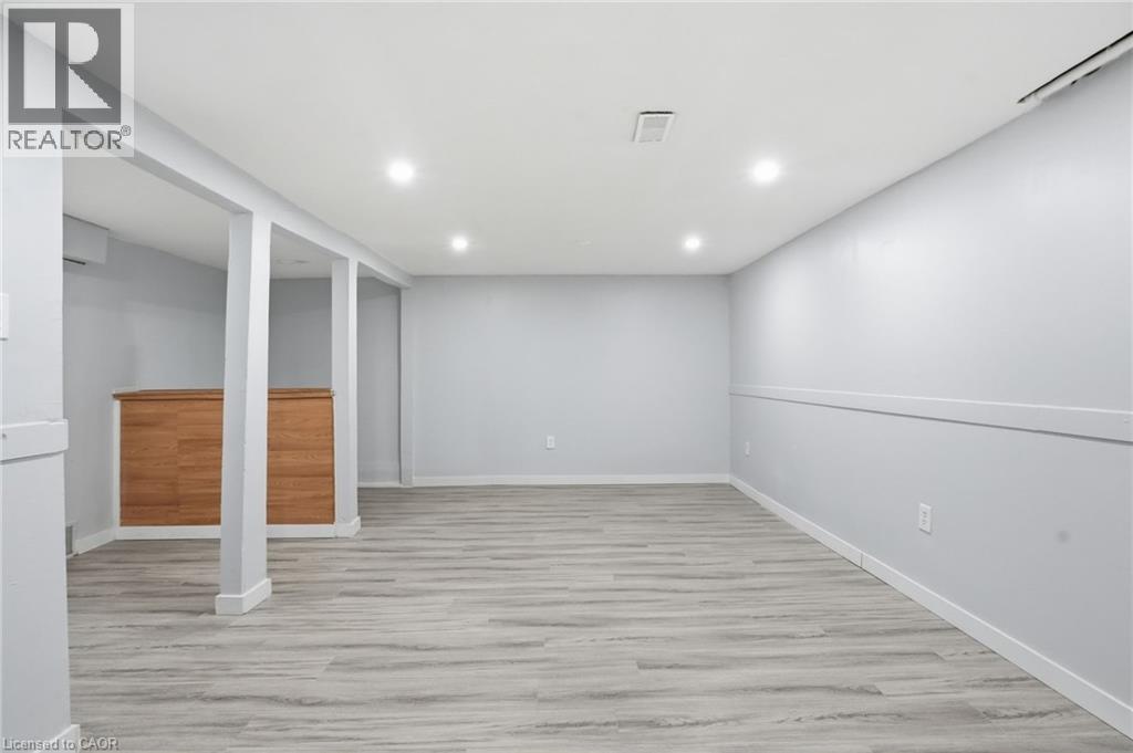 125 Limeridge Road W, Hamilton, Ontario  L9C 3V3 - Photo 30 - 40822660