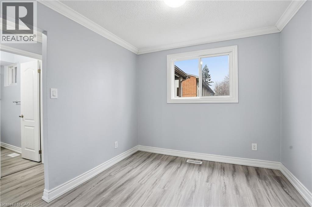 125 Limeridge Road W, Hamilton, Ontario  L9C 3V3 - Photo 8 - 40822660