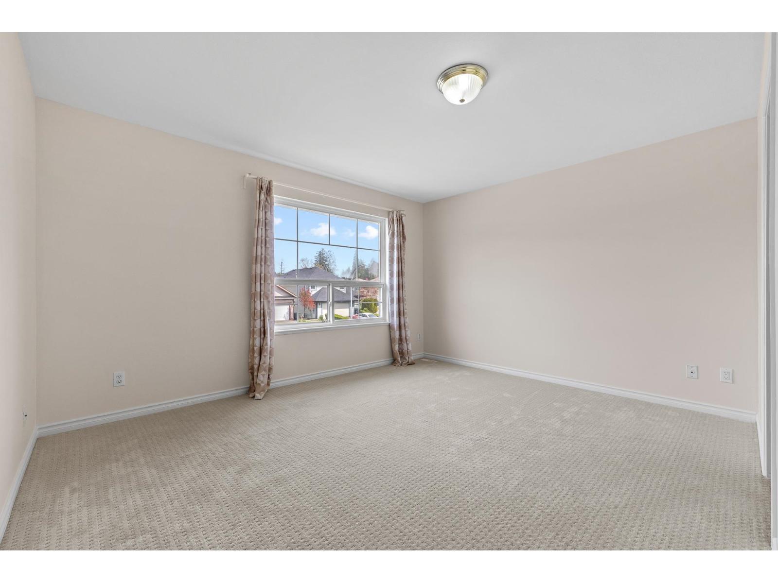 15488 108a Avenue, Surrey, British Columbia  V3R 6J1 - Photo 14 - R3113355