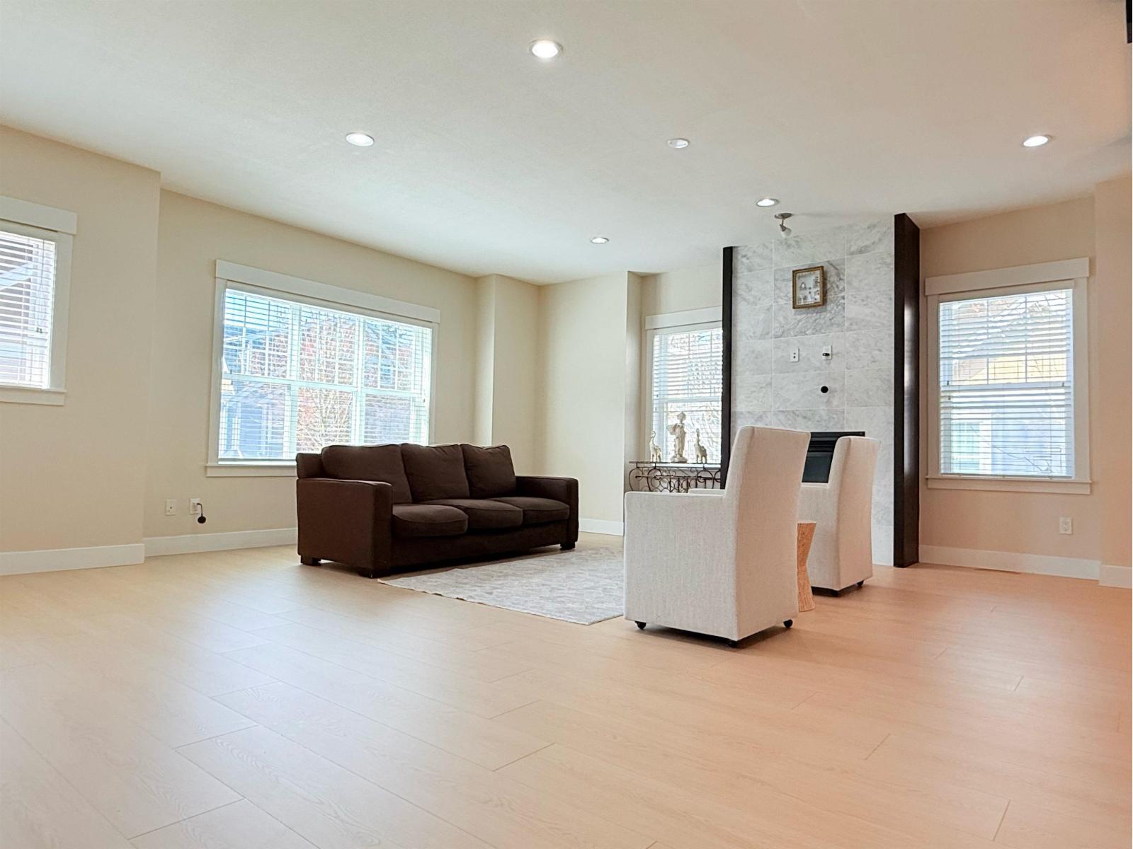 21 15988 32 Avenue, Surrey, British Columbia  V3Z 2J4 - Photo 3 - R3114378