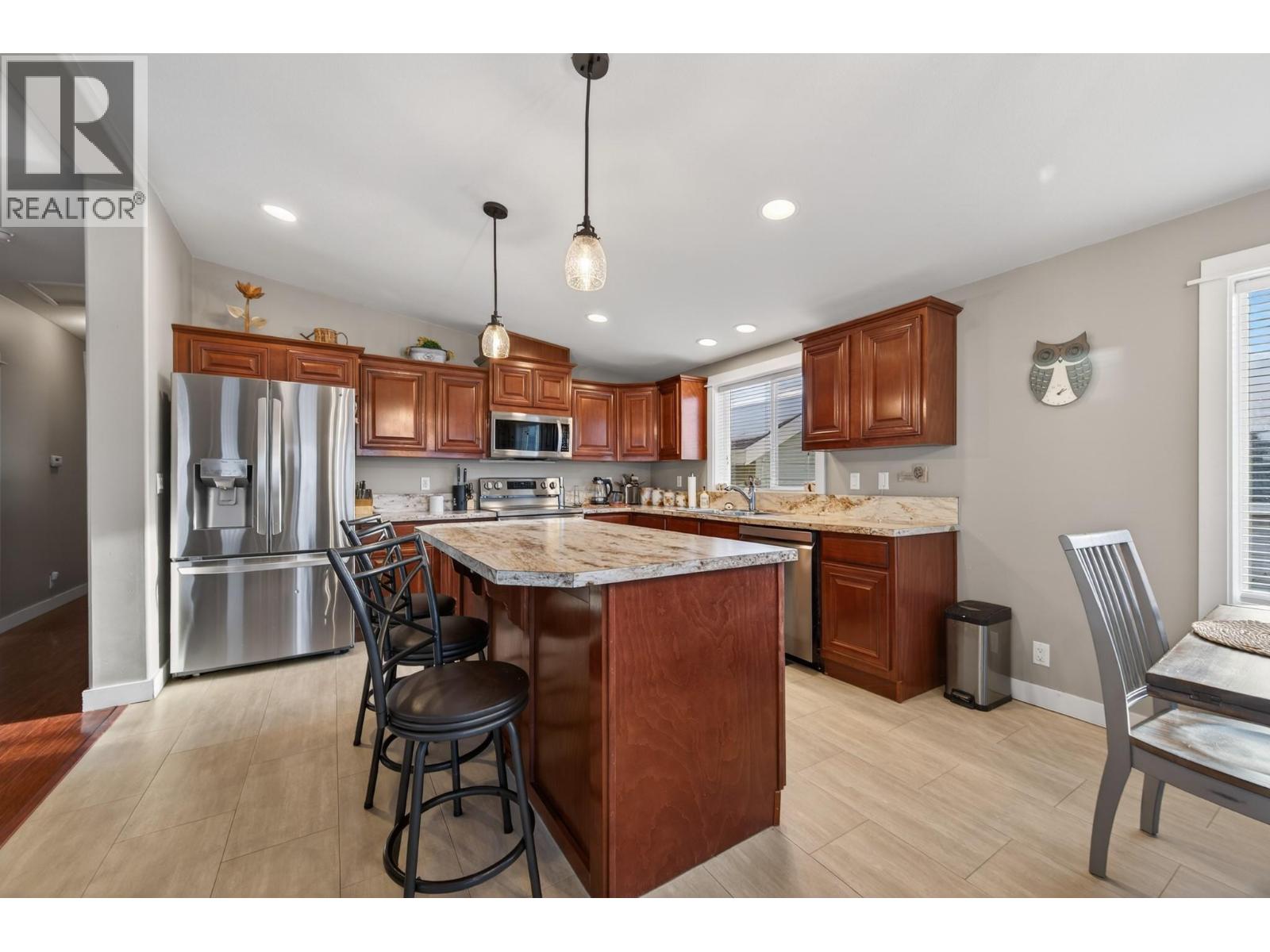 768 Shuswap  E Road Unit# 14, Kamloops, British Columbia  V2H 0A4 - Photo 8 - 10371777