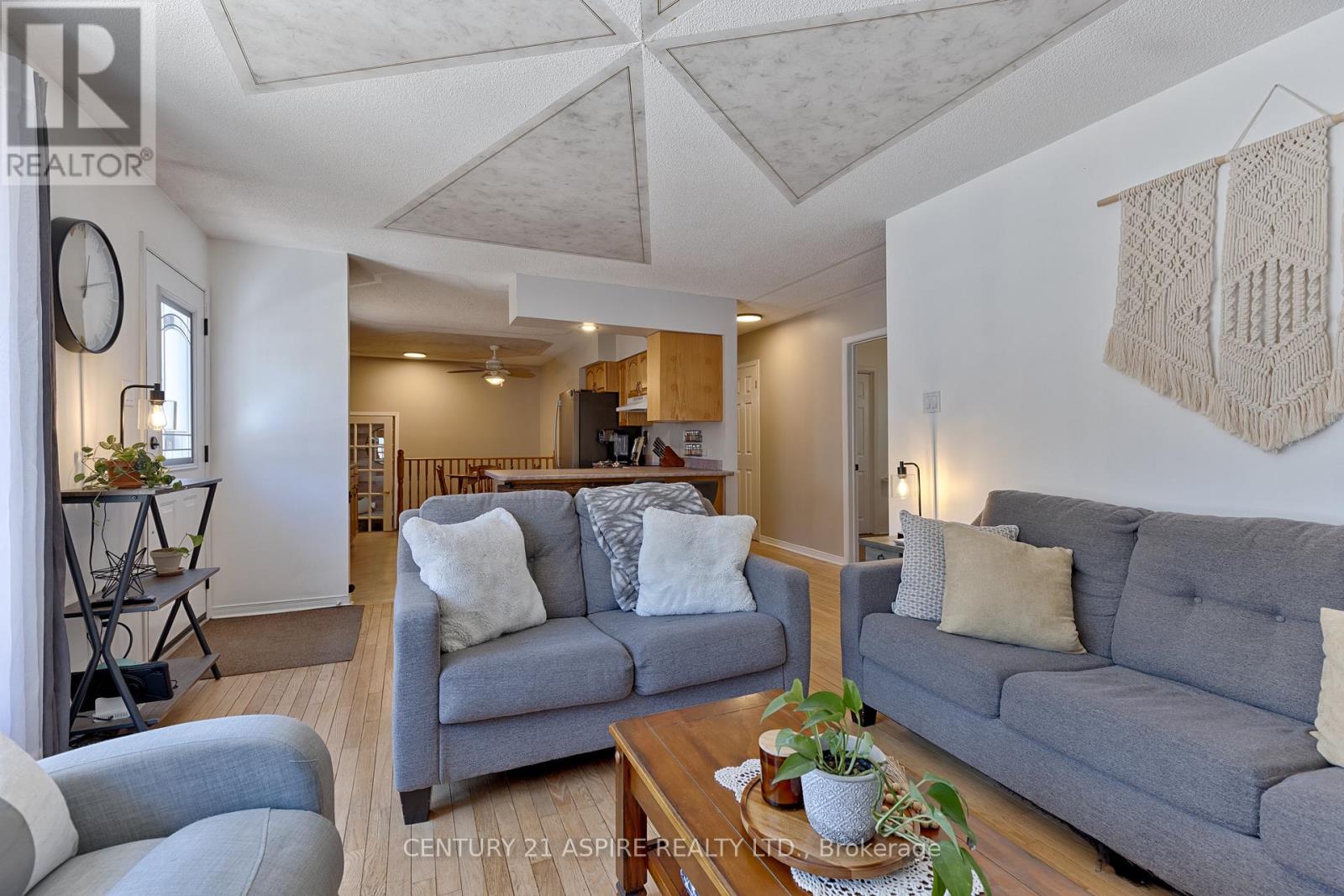 42 East Street E, Petawawa, Ontario  K8H 2N9 - Photo 14 - X13027900