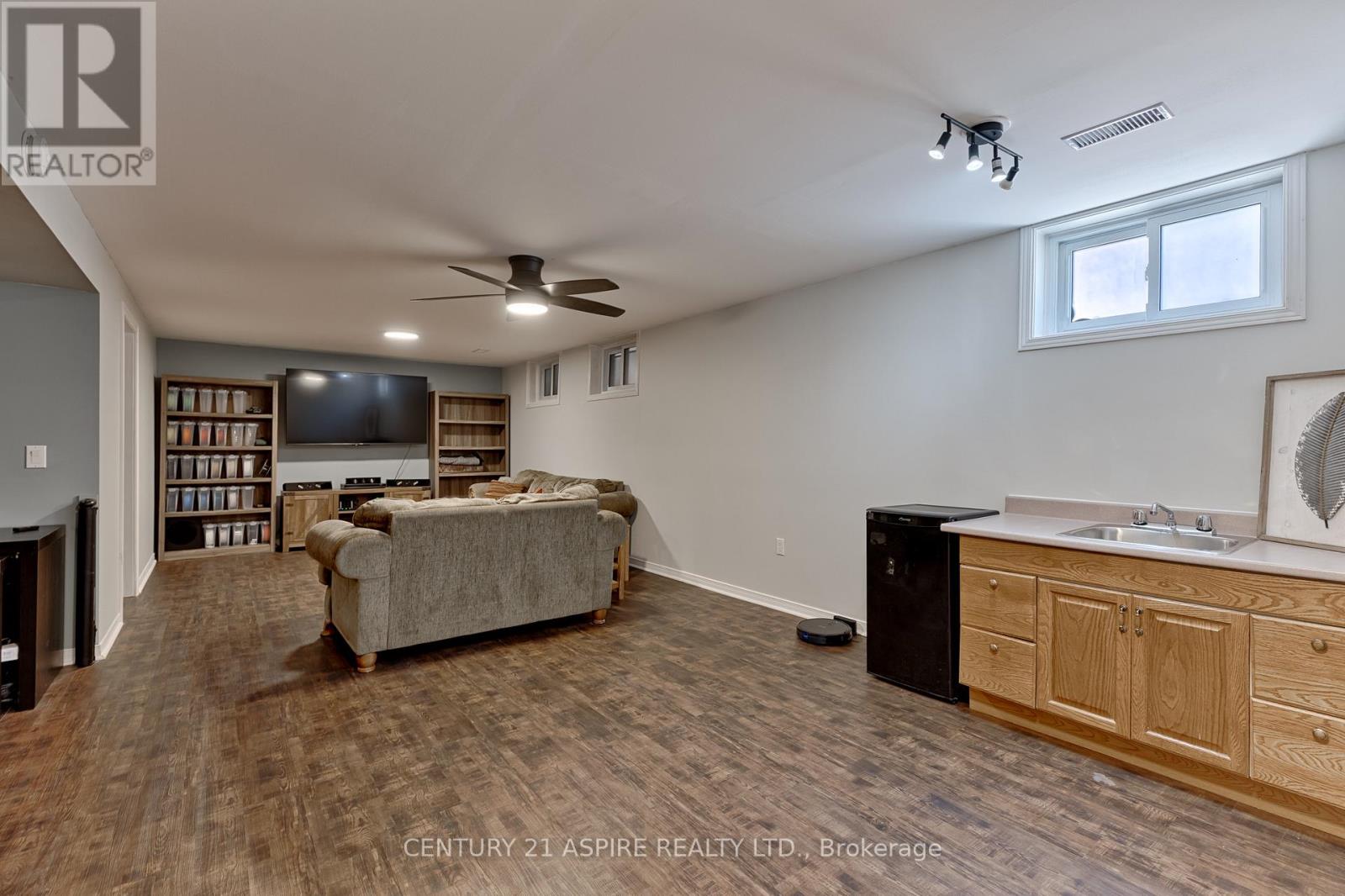 42 East Street E, Petawawa, Ontario  K8H 2N9 - Photo 25 - X13027900