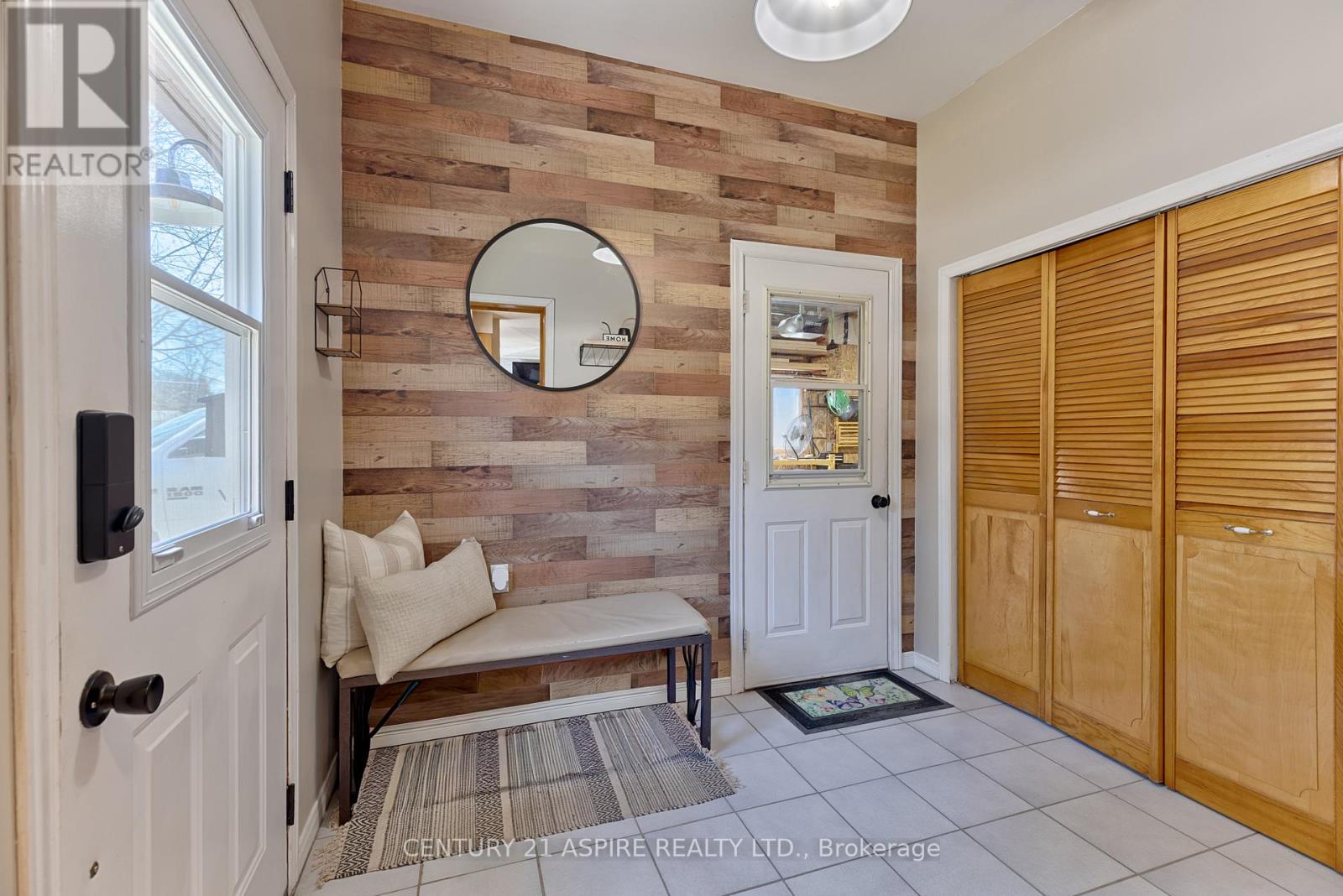 42 East Street E, Petawawa, Ontario  K8H 2N9 - Photo 5 - X13027900