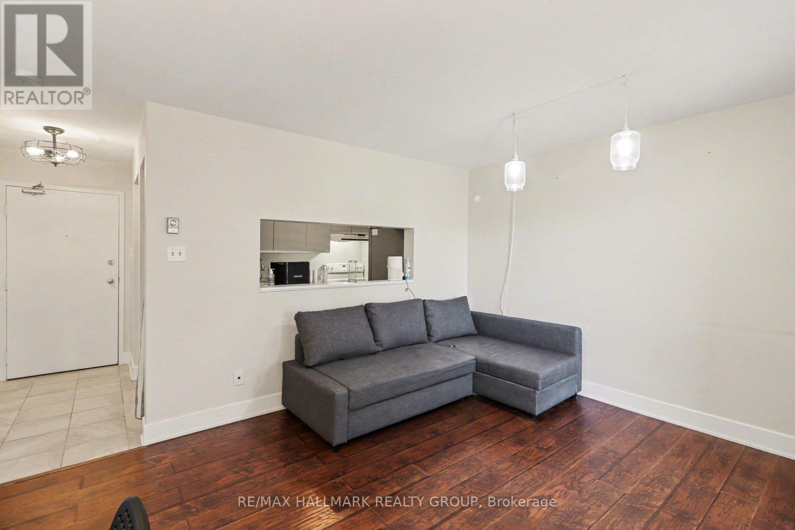 312 - 280 Brittany Drive, Ottawa, Ontario  K1K 4M4 - Photo 12 - X13027820