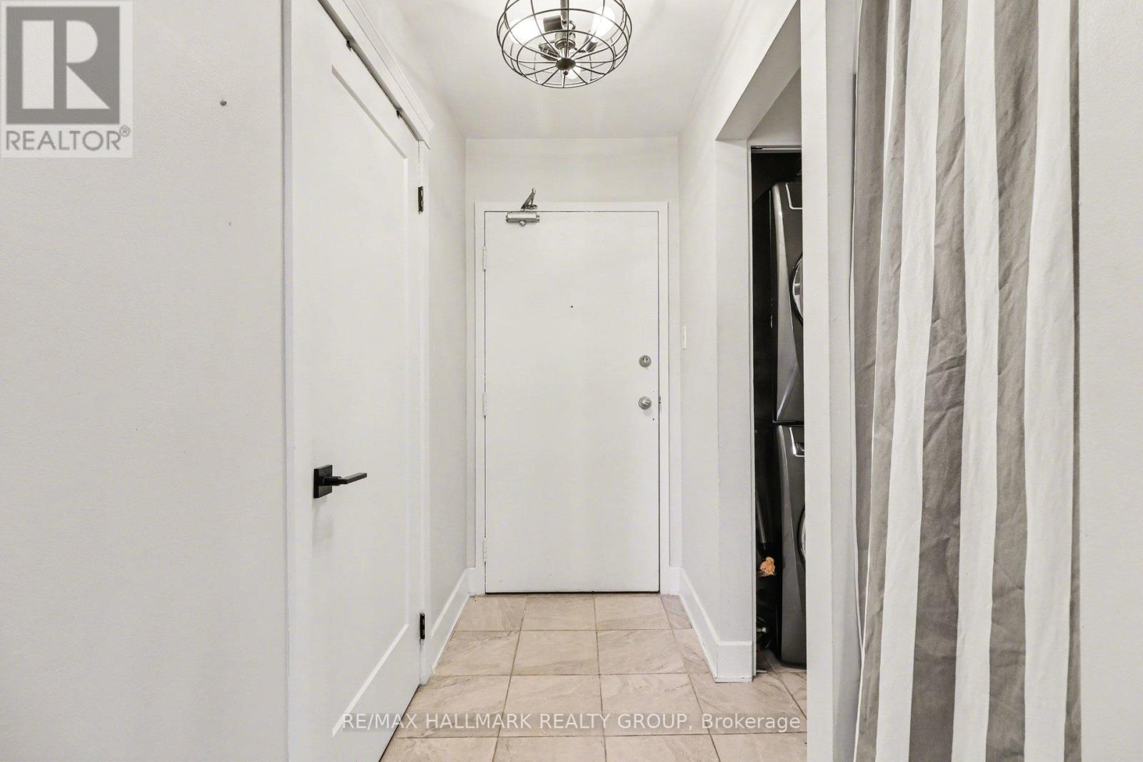 312 - 280 Brittany Drive, Ottawa, Ontario  K1K 4M4 - Photo 3 - X13027820