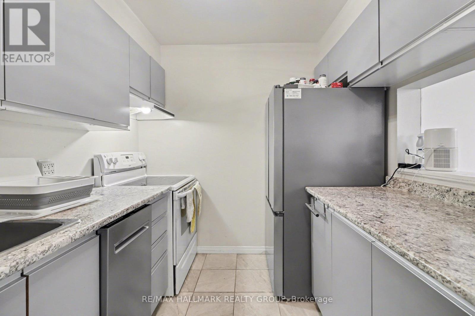 312 - 280 Brittany Drive, Ottawa, Ontario  K1K 4M4 - Photo 9 - X13027820