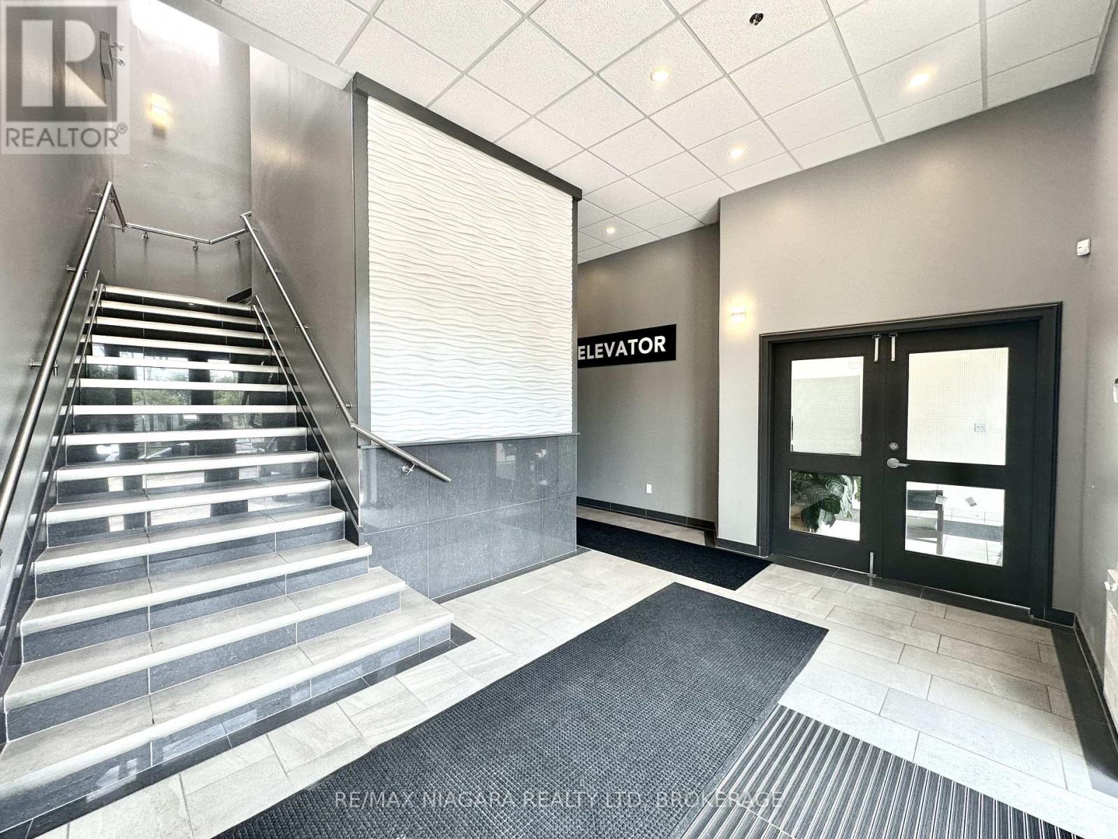 Unit 203 - 359 Carlton Street, St. Catharines, Ontario  L2N 1C2 - Photo 3 - X13027890