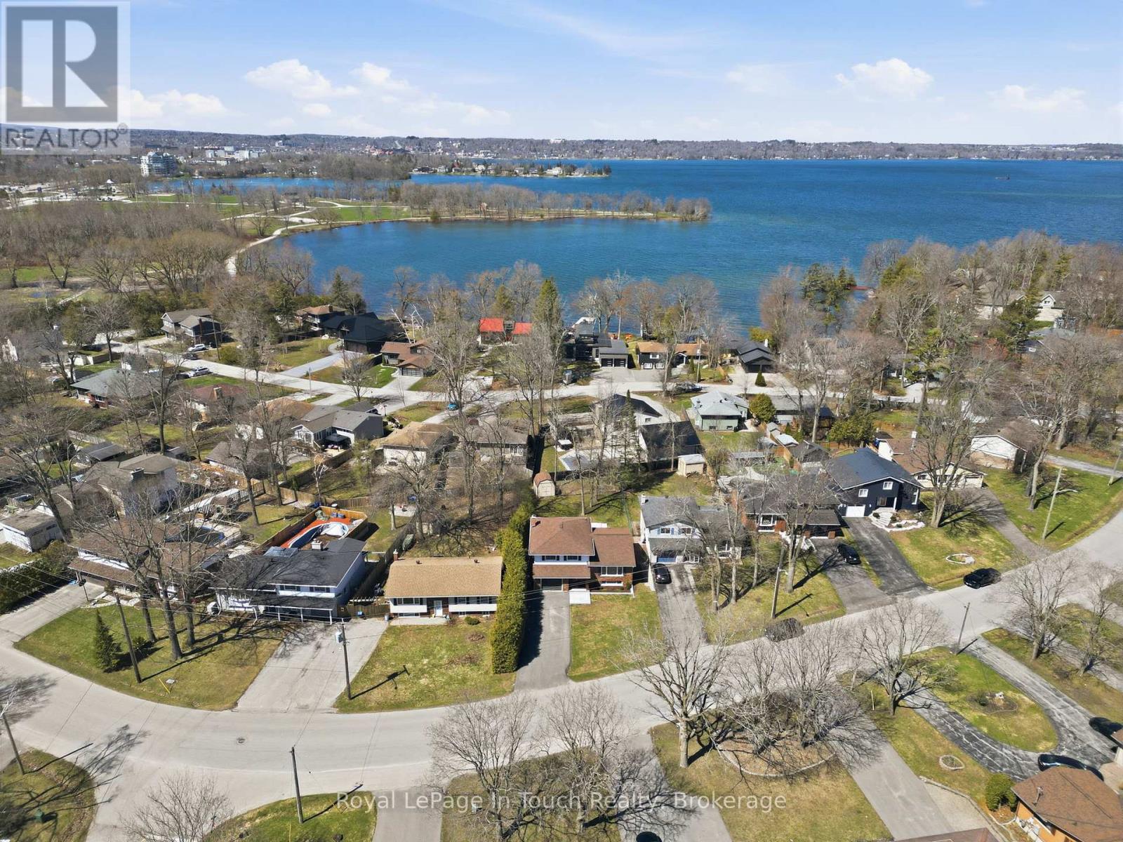 636 Broadview Avenue, Orillia, Ontario  L3V 6N8 - Photo 5 - S13027876