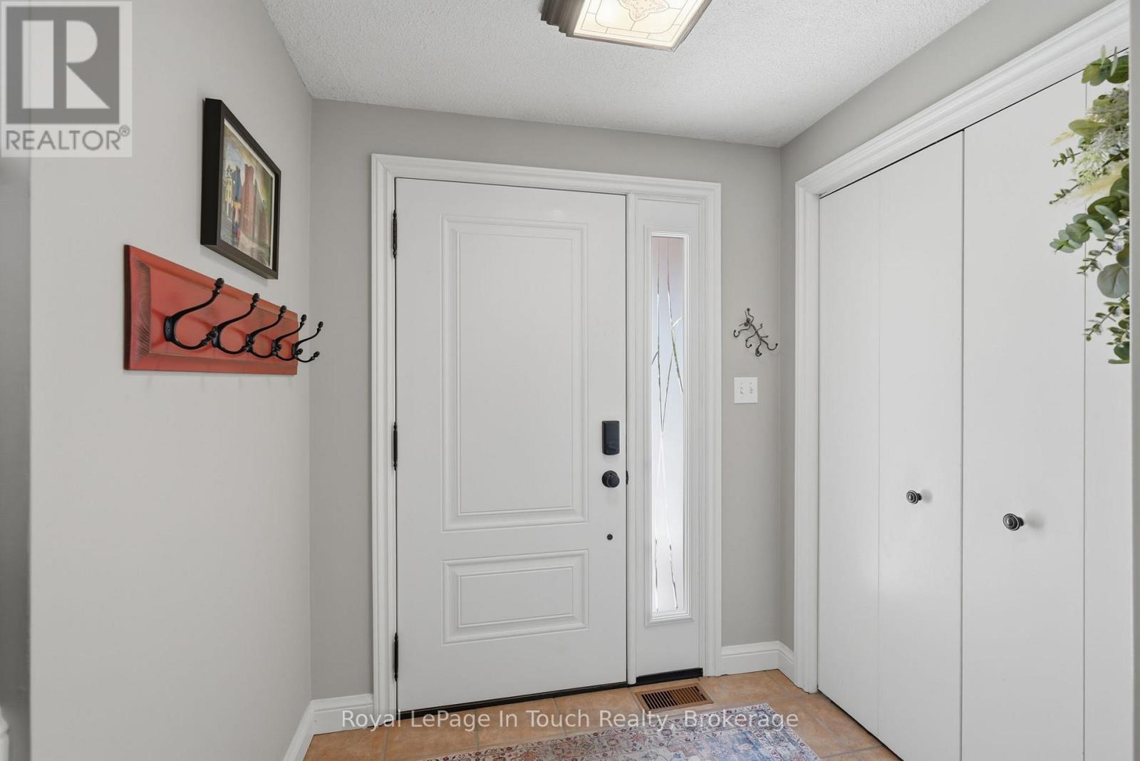 636 Broadview Avenue, Orillia, Ontario  L3V 6N8 - Photo 8 - S13027876