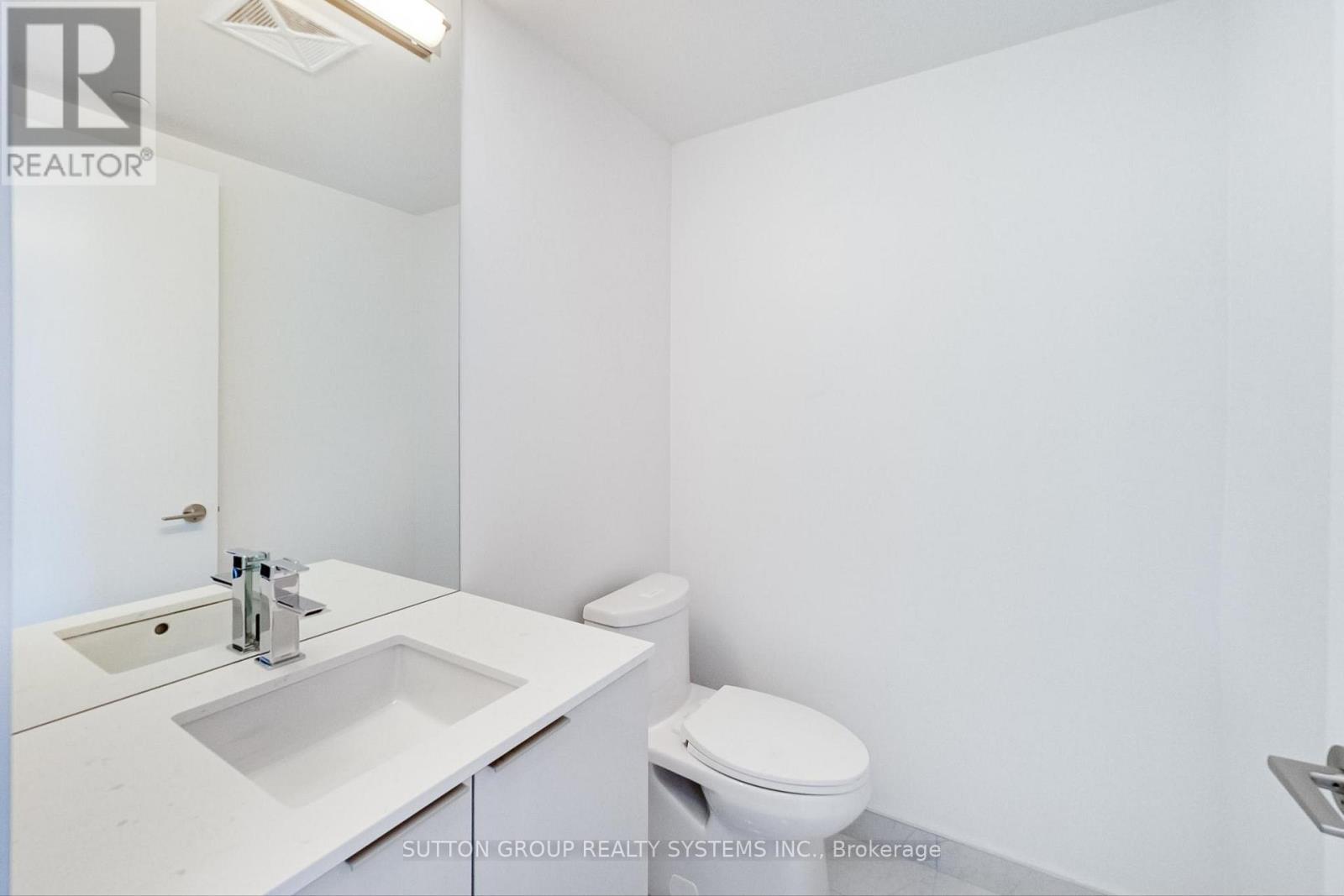 2502 - 158 Front Street E, Toronto, Ontario  M5A 1E5 - Photo 28 - C13027864