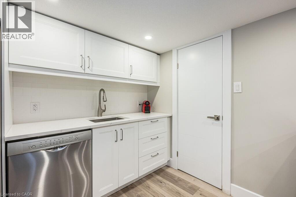 543 Dunbar Road S Unit# Lower, Kitchener, Ontario  N2M 2X1 - Photo 13 - 40822665