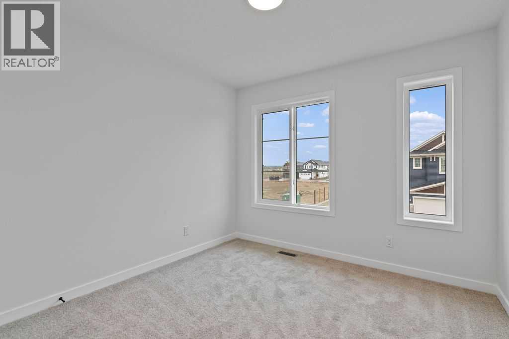 966 Chinook Winds Meadow SW, Airdrie, Alberta  T4B 5R1 - Photo 19 - A2239371