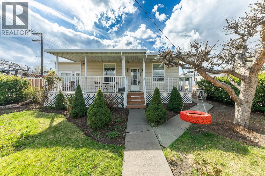 867 Columbia Street, Kamloops, British Columbia  V2C 3W3 - Photo 1 - 10384318