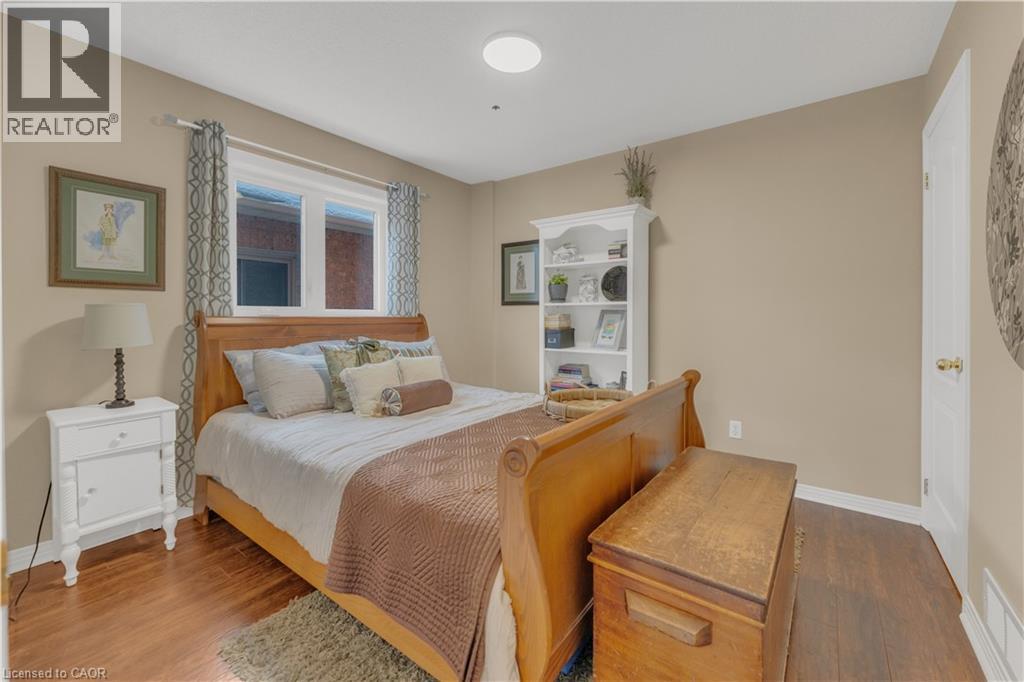 74 Laurendale Avenue, Waterdown, Ontario  L8B 0M6 - Photo 11 - 40821081