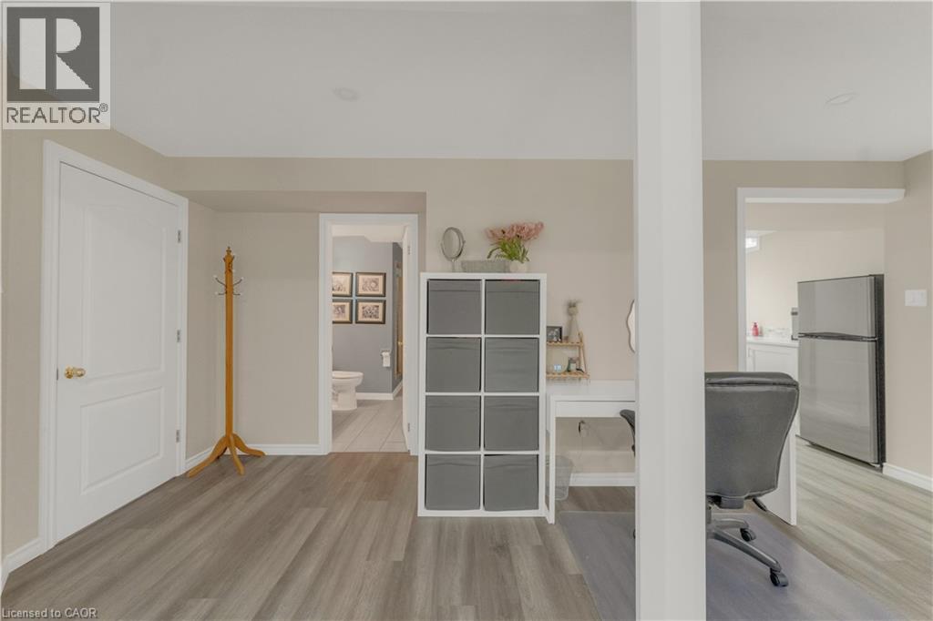 74 Laurendale Avenue, Waterdown, Ontario  L8B 0M6 - Photo 44 - 40821081