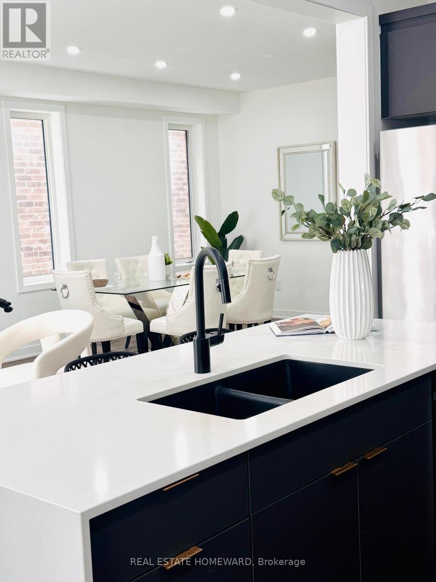 30 Frank Lloyd Wright Street, Whitby, Ontario  L1N 0N9 - Photo 5 - E13027870