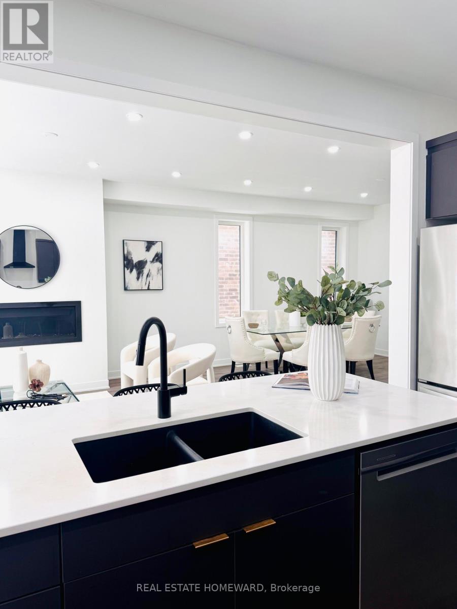 30 Frank Lloyd Wright Street, Whitby, Ontario  L1N 0N9 - Photo 9 - E13027870